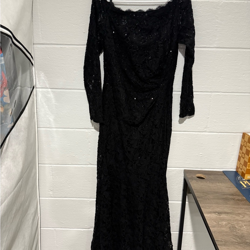 Black Off-the-Shoulder Long Sleeve Gown